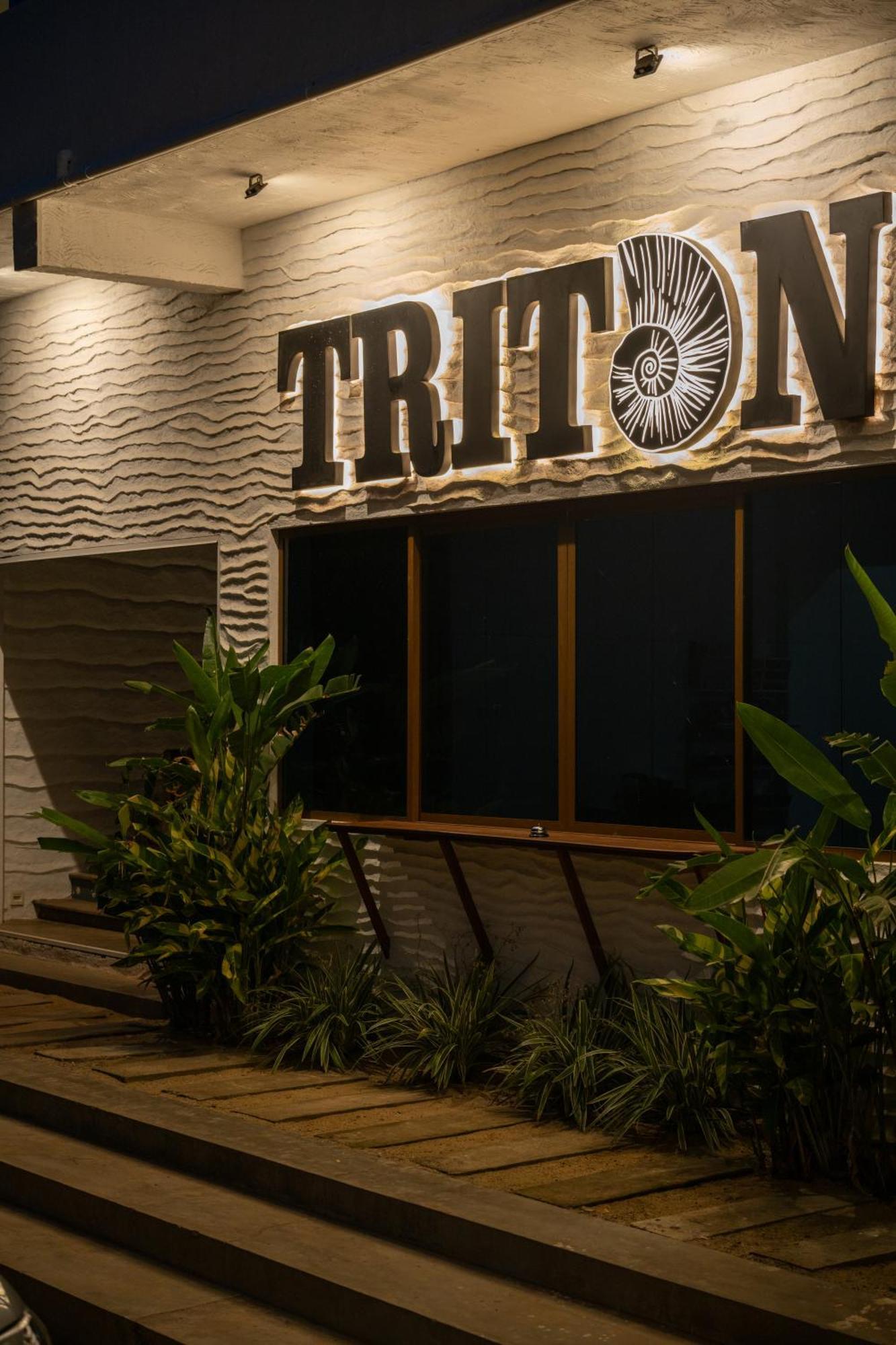 Готель Triton Dondra Екстер'єр фото